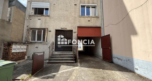 Location Studio 24.96 m² - Villejuif 94800