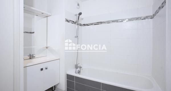 À vendre Appartement 3 pièces 61.95 m² - ÉLancourt 78990