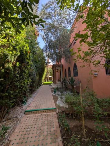 A Vendre Jolie Villa avec piscine - Targa, Marrakech