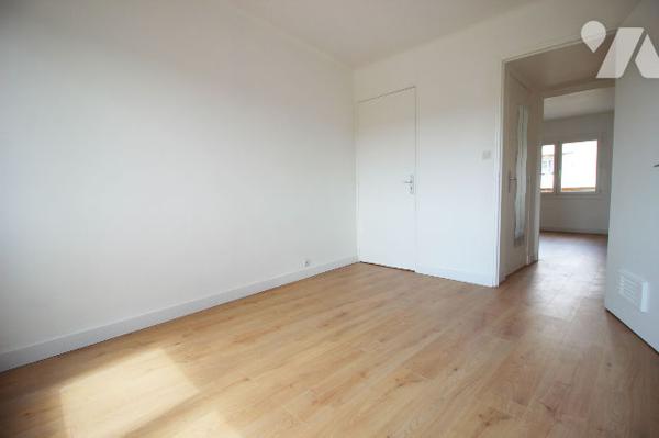 Appartement T3 de 58m2 carrez (refait à neuf) avec très belle vue dégagée