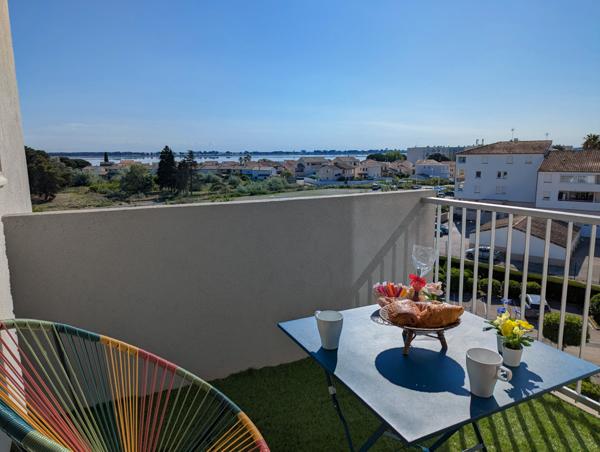 Appartement 3 pièces et bacon avec vue dégagée sur les salins du midi Le Grau-du-Roi (30240)