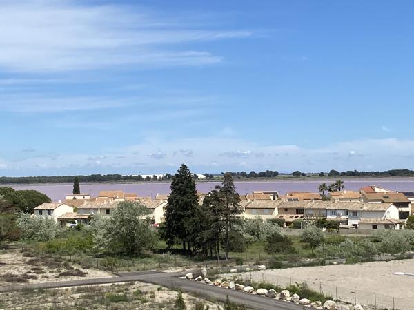 Appartement 3 pièces et bacon avec vue dégagée sur les salins du midi Le Grau-du-Roi (30240)