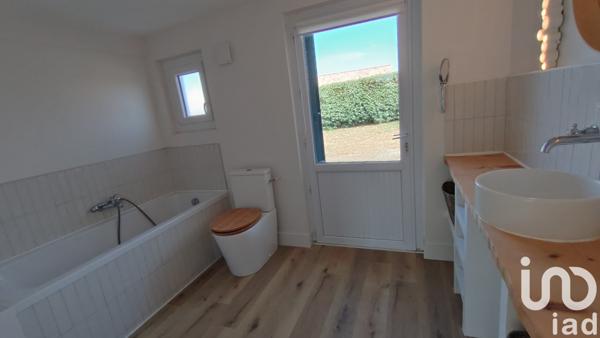 Maison à vendre 4 pièces 99 m² Saint-Gilles-Croix-de-Vie