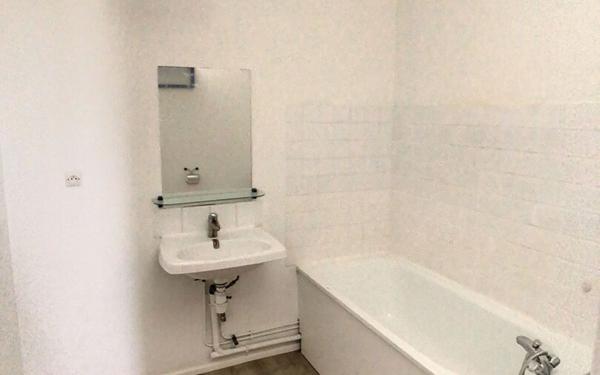 Appartement à louer    1 pièce • 24,54 m2 Lille