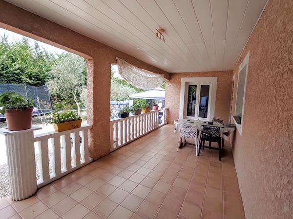 Boisset-et-Gaujac (30140) BOISSET-ET-GAUJAC – MAISON FAMILIALE DE PLAIN-PIED 90 M² AVEC GARAGE ET JARDIN ARBORE