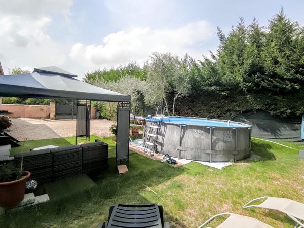 Boisset-et-Gaujac (30140) BOISSET-ET-GAUJAC – MAISON FAMILIALE DE PLAIN-PIED 90 M² AVEC GARAGE ET JARDIN ARBORE