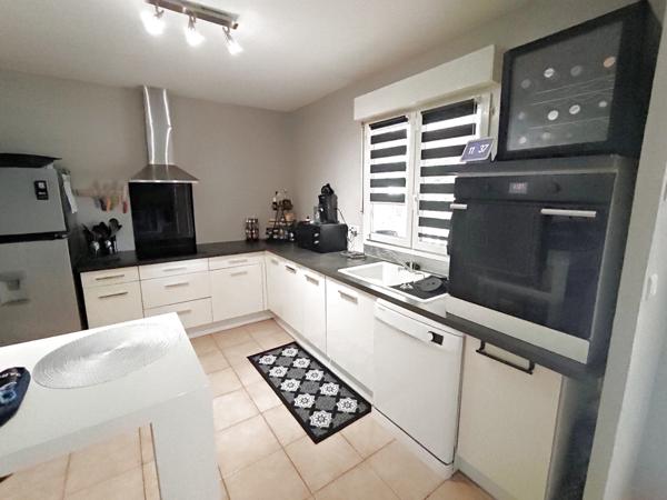 Boisset-et-Gaujac (30140) BOISSET-ET-GAUJAC – MAISON FAMILIALE DE PLAIN-PIED 90 M² AVEC GARAGE ET JARDIN ARBORE