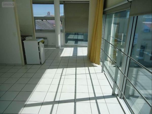 Appartement à louer à Challans en Vendée (85300), ref : 85091-L390