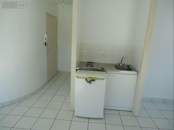 Appartement à louer à Challans en Vendée (85300), ref : 85091-L390