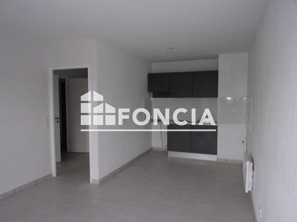 Location Appartement 2 pièces 41.37 m² - RUE PIERRE LAVAL Arles 13200