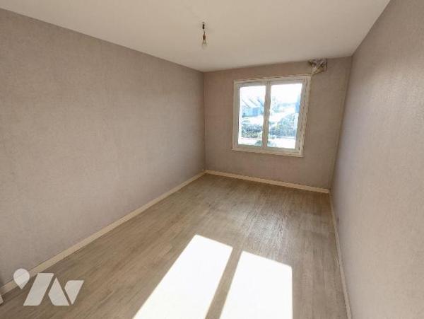 NOUVEAUTE TRENTE CINQ NOTAIRES ! Votre notaires de BREAL SOUS MONTFORT . Appartement de type 3 ...