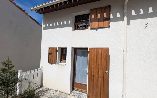 Maison à vendre    3 pièces •  Les Mathes