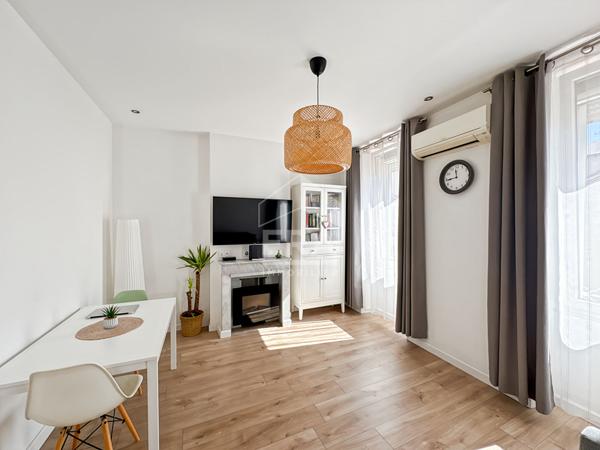 A vendre Type 2, 40m2, Dernier étage, 13014, Marseille