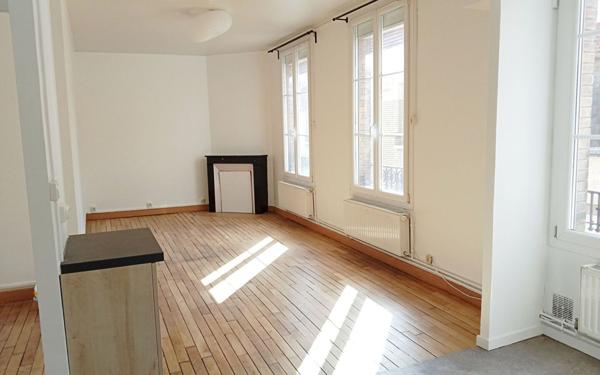 Appartement à louer    3 pièces •  Reims