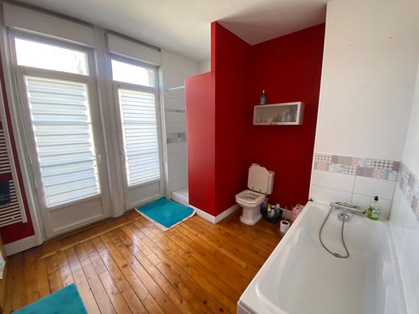 Maison Saint Quentin 6 pièce(s) 130 m2