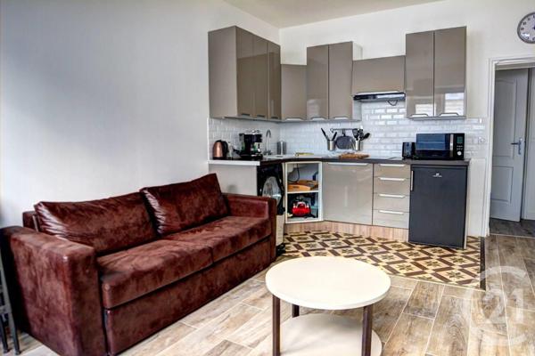 à vendre  28,12 m2 PARIS - 75017