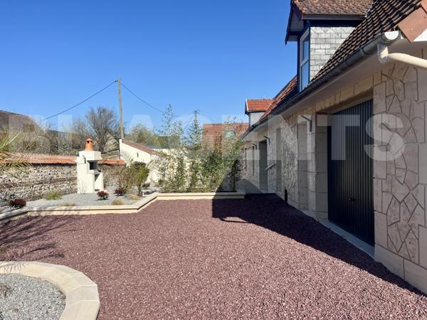 Longère de Charme Rénovée avec Studio Indépendant & Jardin Arboré – Idéal Famille ou Revenu Locatif 