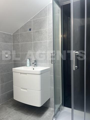 Longère de Charme Rénovée avec Studio Indépendant & Jardin Arboré – Idéal Famille ou Revenu Locatif 