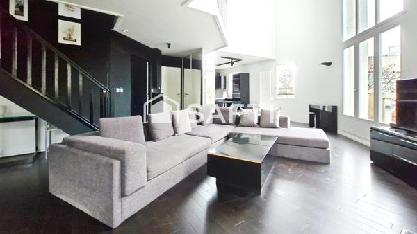 Duplex aux derniers étages, à proximité de toutes les commodités