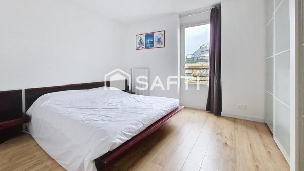 Duplex aux derniers étages, à proximité de toutes les commodités