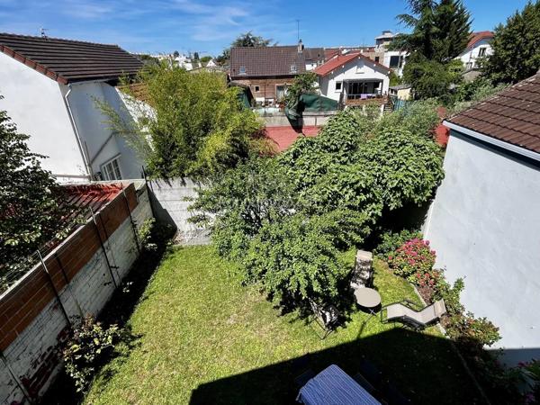 Vente                                                      Maison
                        
                     4 pièces                                         à Champigny-sur-Marne