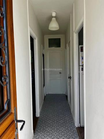 Vente                                                      Maison
                        
                     4 pièces                                         à Champigny-sur-Marne