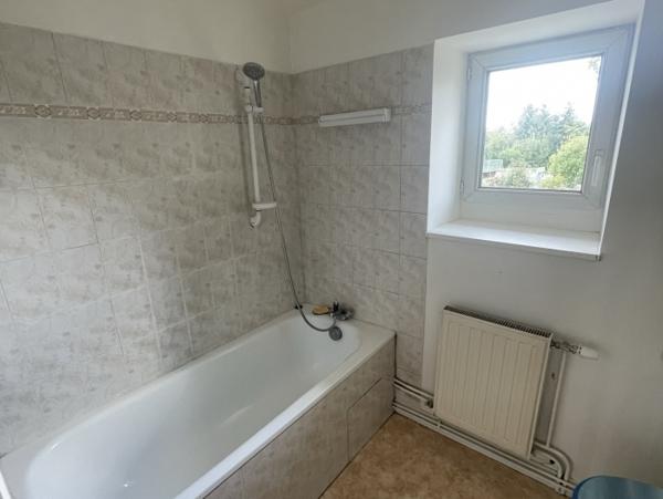 Location Appartement 4 pièces Raucoules (43290) - centre-ville
