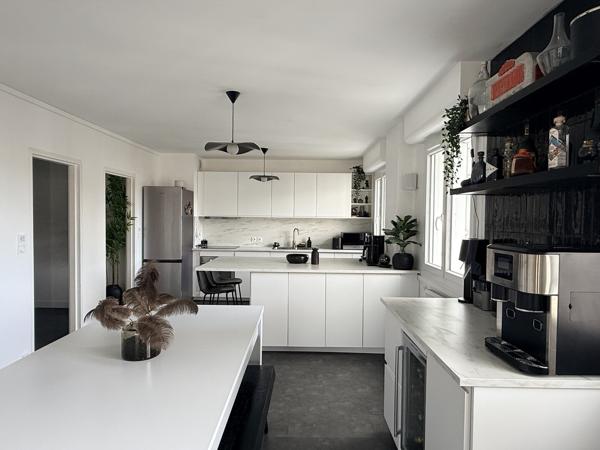 Résidence Galaxie-Appartement rénové de 81,30 m² avec parking couvert