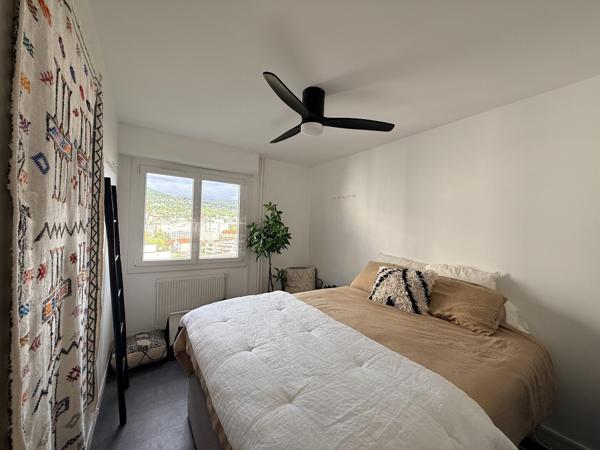 Résidence Galaxie-Appartement rénové de 81,30 m² avec parking couvert