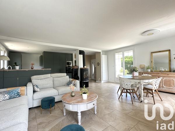 Maison à vendre 7 pièces 127 m² Lésigny