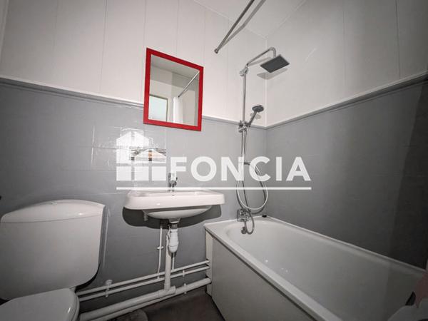 Location Studio meublé 18.27 m² - 23 RUE COIGNEBERT Rouen 76000