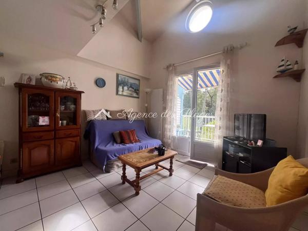 APPARTEMENT MESCHERS