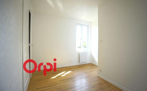 Maison à louer    3 pièces •  Bernay