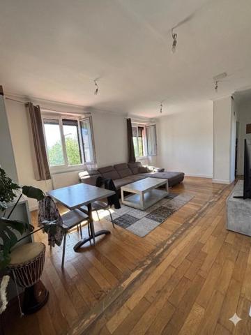Maison à vendre 7 pièces LONGVIC (21)