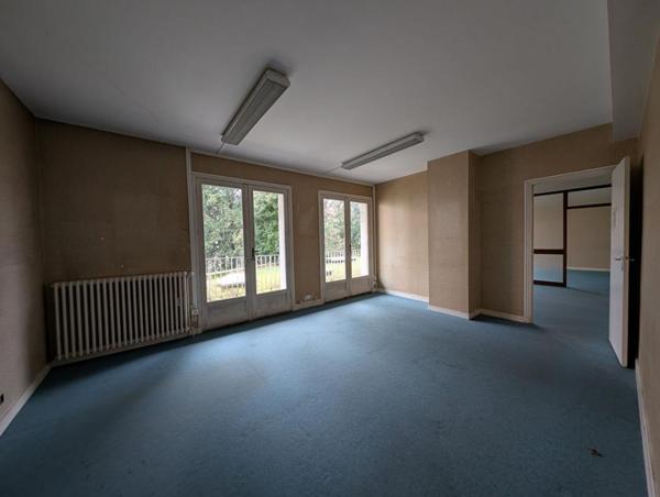 Appartement  4 pièce(s) 131.07m2