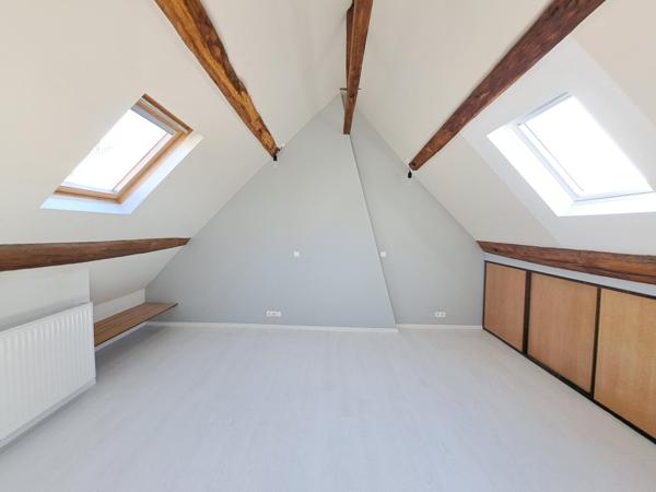 MAISON ANCIENNE RENOVEE - 7 PIECES - GARAGE