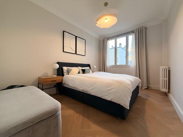 Appartement 4 pièces à vendre à PARIS 75116