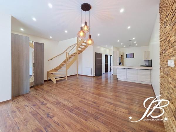 LOFT RENOVE DE 118M² AVEC TERRASSE ET PARKING COUVERT