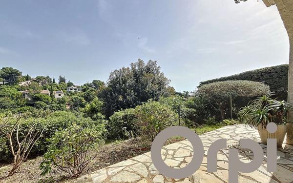 Maison à vendre    5 pièces • 150 m2 Fréjus