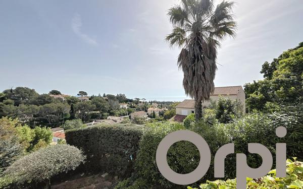 Maison à vendre    5 pièces • 150 m2 Fréjus