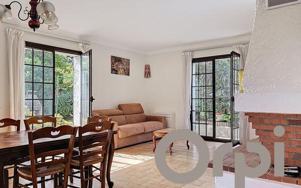 Maison à vendre    5 pièces • 150 m2 Fréjus