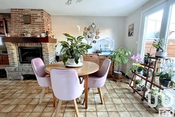 Maison à vendre 4 pièces 87 m² Neuville-en-Ferrain