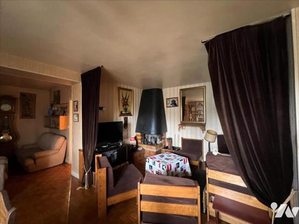 MAISON INDEPENDANTE 566 m² de terrain. PLAIN PIED T7 SOUS/SOL