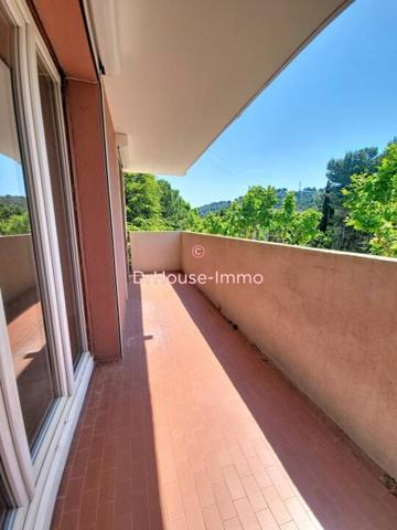 Appartement à louer 4 pièces de 80 m²