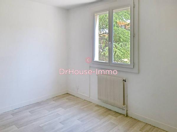 Appartement à louer 4 pièces de 80 m²