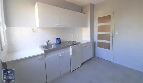 Appartement à louer 1 pièce 28.9m²