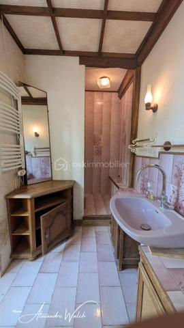 Maison ancienne de 198 m²