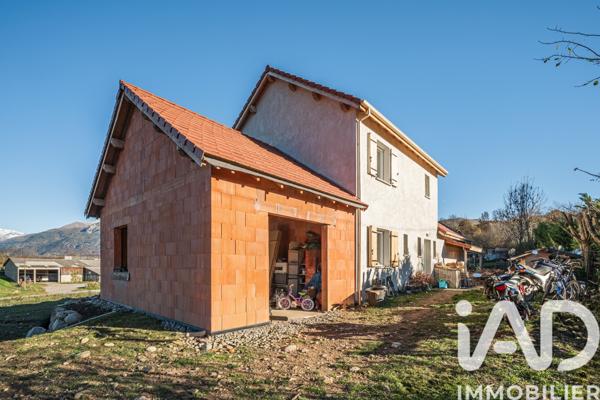 Maison à vendre 5 pièces 114 m² Forest-Saint-Julien
