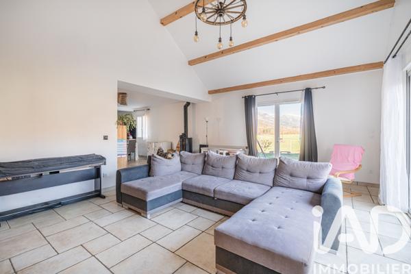 Maison à vendre 5 pièces 114 m² Forest-Saint-Julien