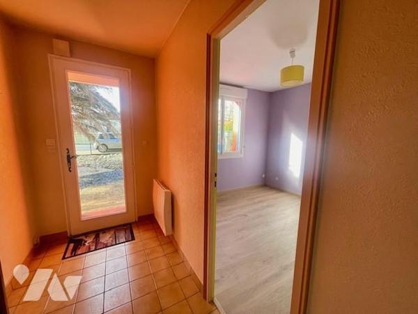 SAINT PHILBERT DE GRAND LIEU, maison de plain-pied avec jardin clos – Environnement en hameau